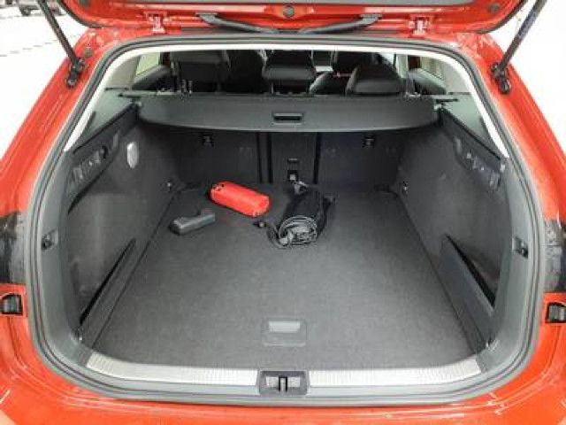 Volkswagen Passat Variant - Bild 6