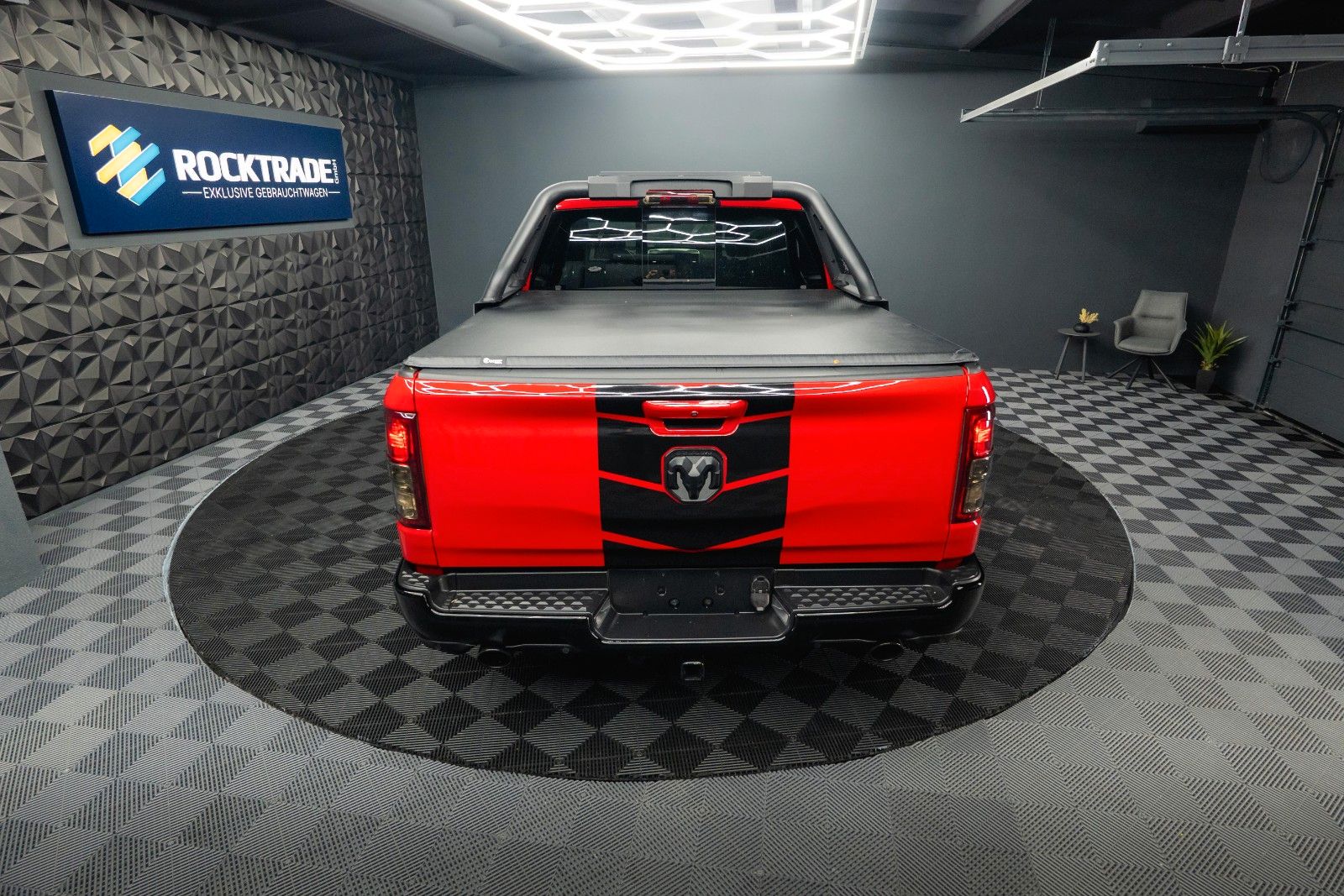 Fahrzeugabbildung Dodge RAM 5.7 V8 HEMI 4x4 RED DEVIL Offroad NightPaket