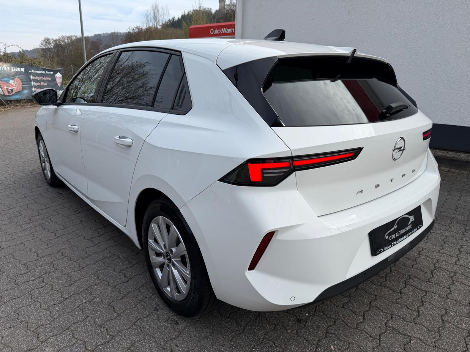 Opel Astra L Lim. 5-trg. Enjoy