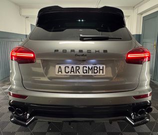 Porsche Cayenne - 5