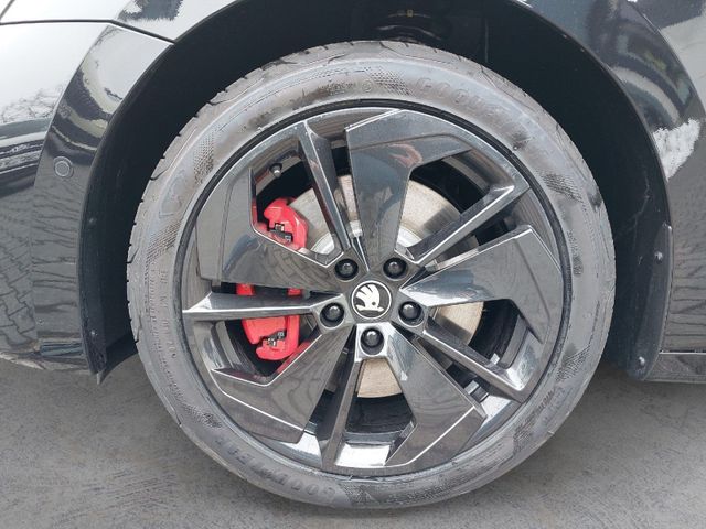 Octavia Combi RS 2.0TSI 195KW 360°+PANO+LED+HUD