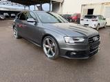 Audi A4 Avant S line Sportpaket / plus quattro - Audi Behindertengerecht
