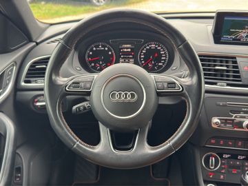 Audi Q3 - 6