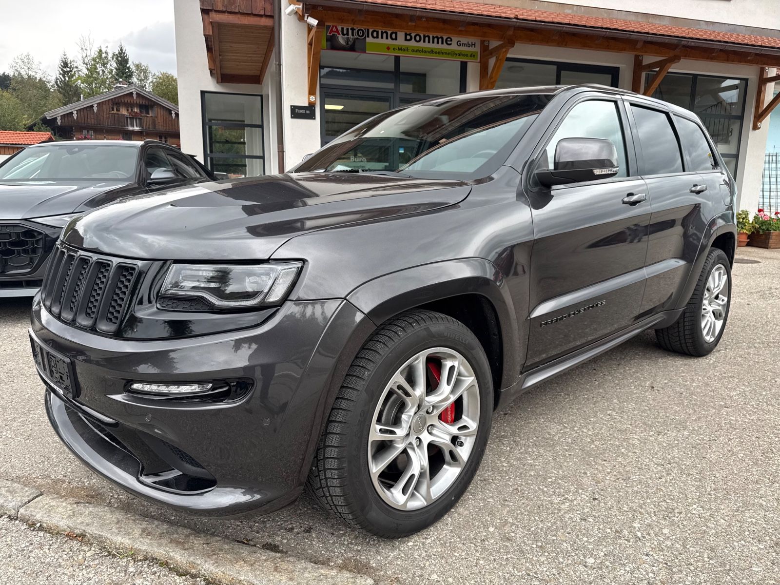 Jeep Grand Cherokee 6.4 V8 HEMI SRT