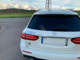 Mercedes-Benz E 300 de T Autom. - - Hybrid (Diesel/Elektro): Alcantara