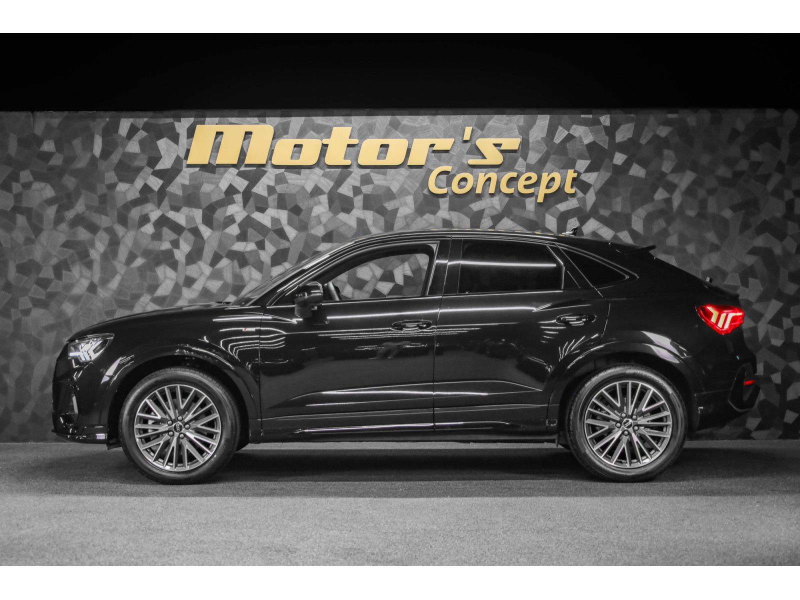 Audi Q3 Sportback 40 TFSI S-Line QUATTRO imagem 2