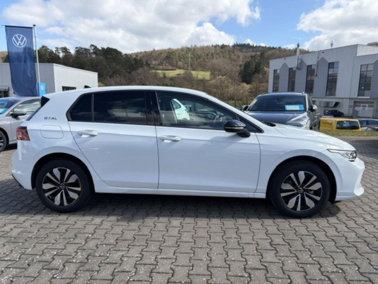 Volkswagen Golf VIII GOAL 1.5 TSI LED ACC App-Connect foto 5