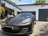 Porsche Panamera 4S S - Porsche Panamera aus 2012 mit Benzin-Antrieb