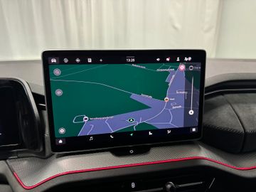 Fahrzeugverkauf 22 Skoda Kodiaq 2.0 TDI 142 kW 4x4 Sportline*7-Sitze* AHK