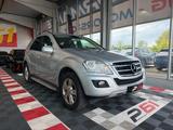 Mercedes-Benz ML 300 CDI BlueEfficiency/ AHK 3,5t/Volleder/ - Mercedes ML 300 mit Schiebedach