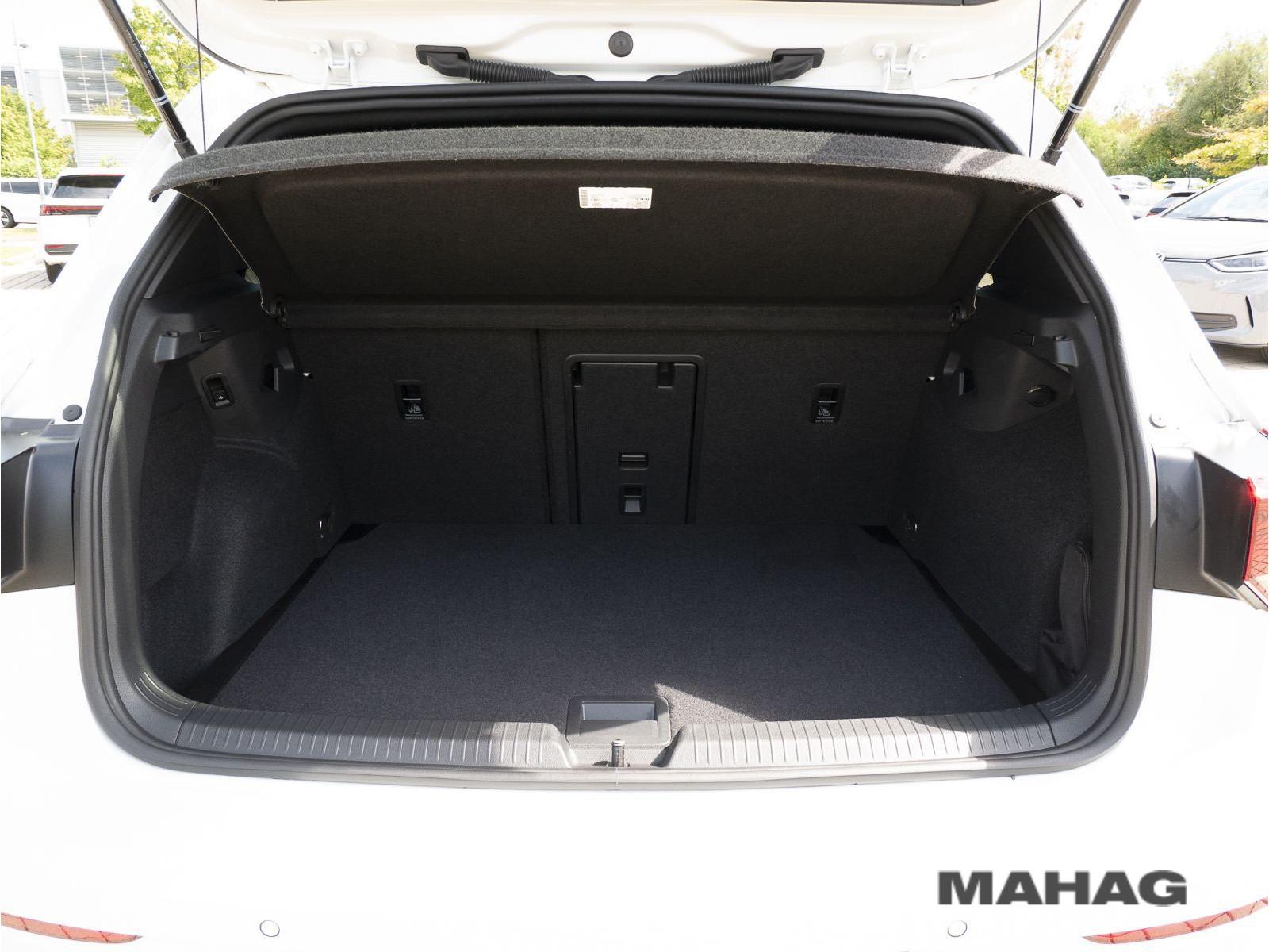 Volkswagen Golf VIII GTI 2.0 TSI LED+ Pano AHK ParkPilot Re, миниатюра 21