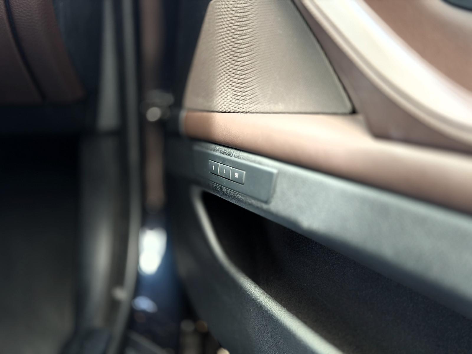 BMW 550i LCI M Sport | 449 ch | BVA | Affichage tête haute | Soft Close | Caméras 360 | Harman Kardon