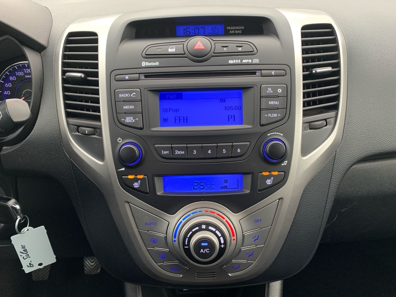 Fahrzeugabbildung Hyundai ix20 blue Space Sitzheizung PDC