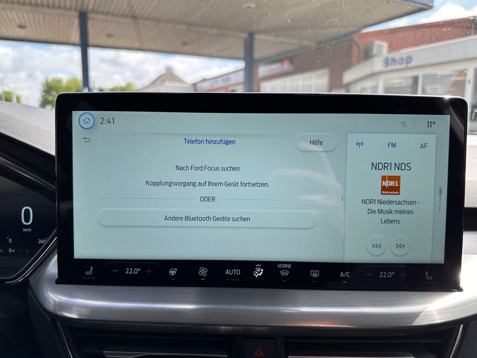 Fahrzeugabbildung Ford Focus Turnier 1.5 TDCi Titanium X Autom Navi/LED