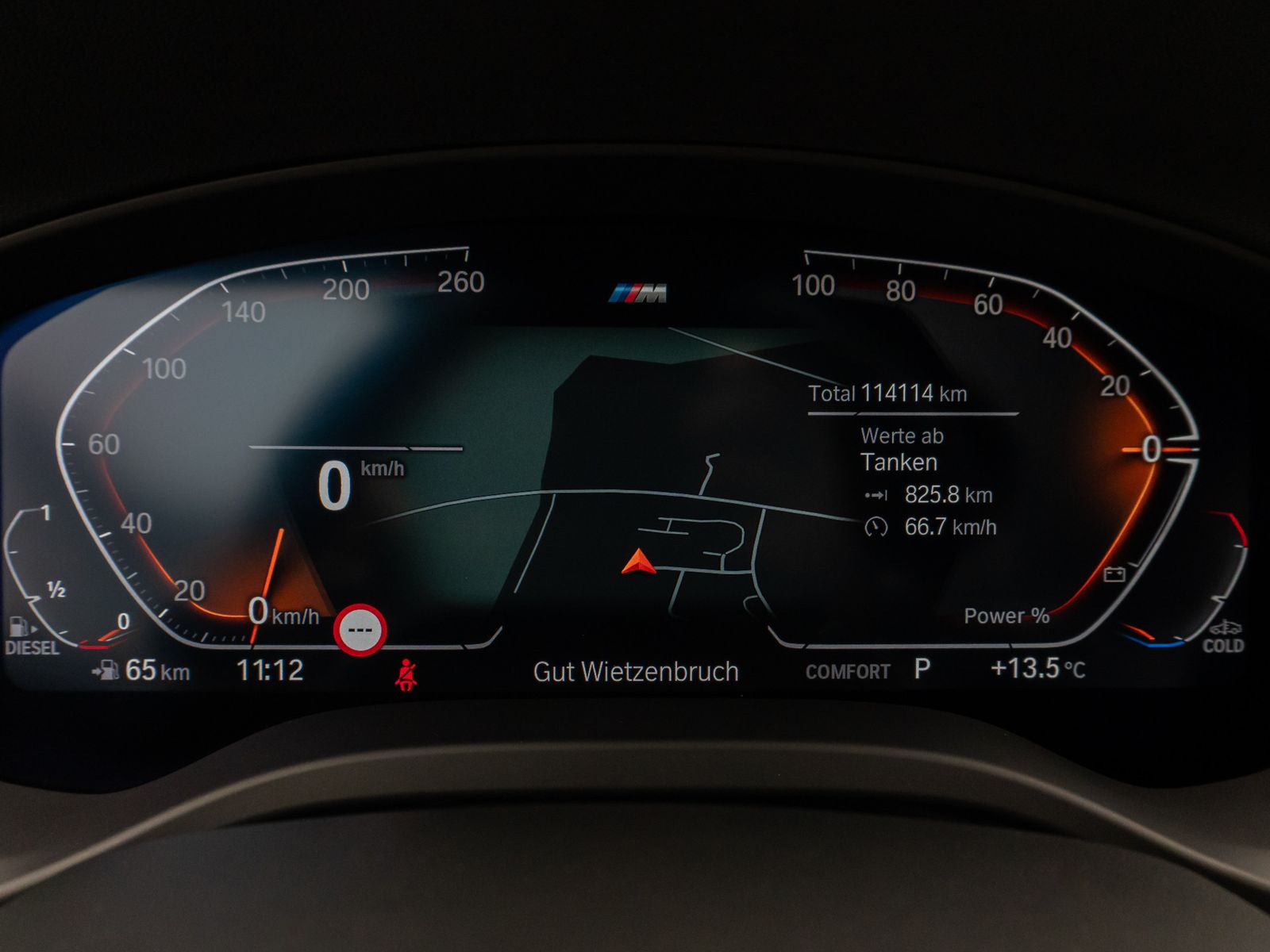 Fahrzeugabbildung BMW X3 xD30d M Sport Kamera DAB HiFi AHK Komfort 20"