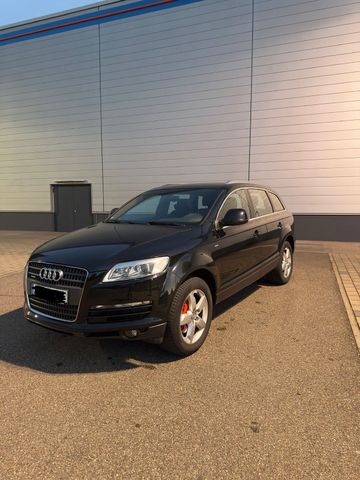 Audi Q7 3.0TDI Quattro  7Sitzer