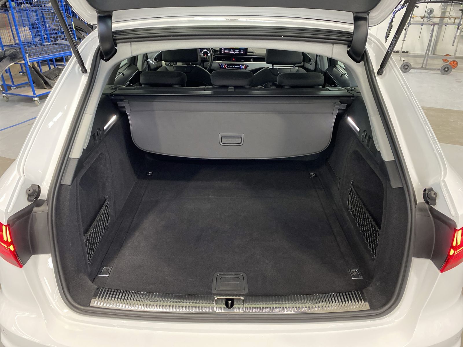 Audi A4 - Bild 9