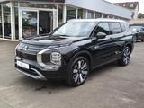 Mitsubishi Outlander 2.4L PHEV TOP Luxury-Paket 2-Farb - Mitsubishi Plug-in Hybrid Outlander mit Panoramadach