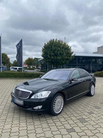 Mercedes-Benz Mercedes S Klasse S320 W221