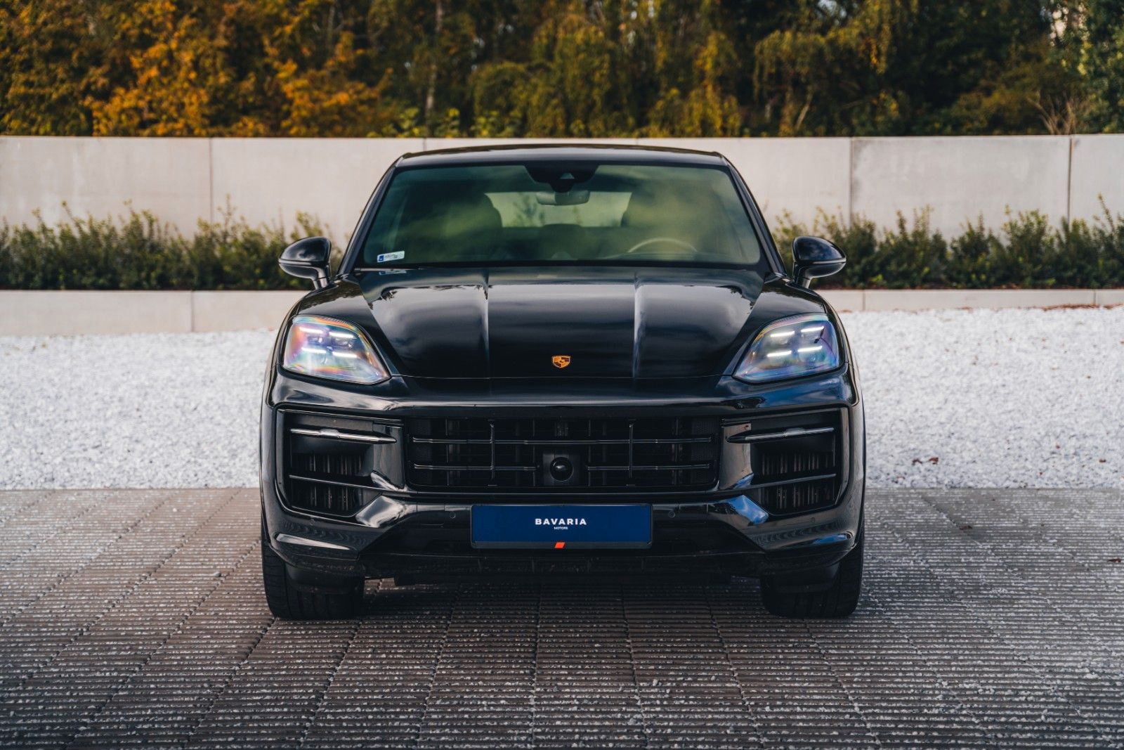 Porsche Cayenne E-Hybrid / Chromite Black Metallic imagem 2