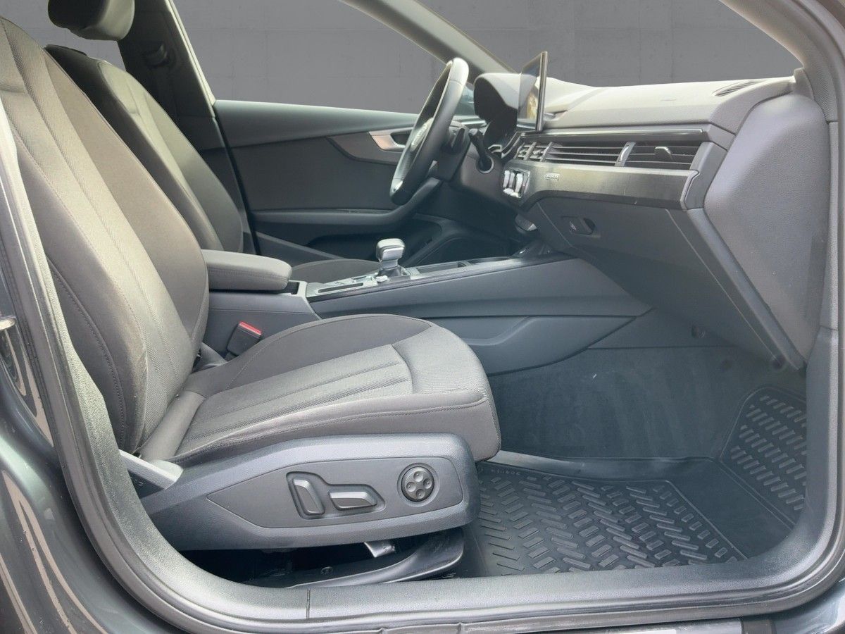 Audi A4 - Bild 12