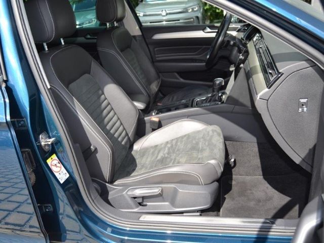 Passat Variant 2.0 TDI DSG Elegance AHK/MATRIX/N
