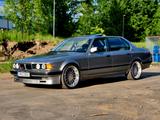 BMW e32 750iL Alpina B12 5.0 look - BMW mit Benzin-Antrieb: Coupe, Grau, 3.5