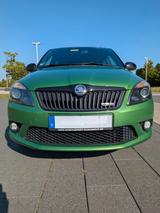 Skoda Fabia 1.4l TSI DSG RS | TÜV NEU | Scheckheft - Skoda Fabia: Grün, RS