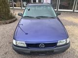 Opel Astra F 3-türig Automatik "Oldtimer i... - gebrauchte Opel Astra aus dem Jahr 1995