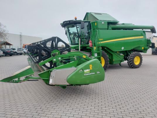 John Deere T660 i