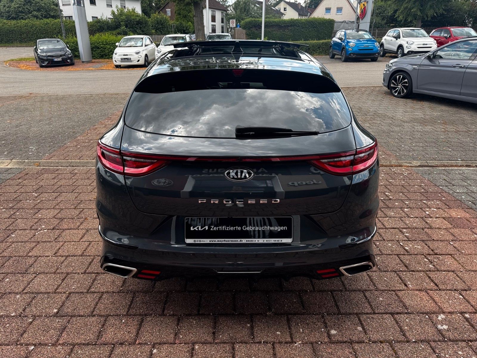 Fahrzeugabbildung Kia ProCeed GT 204PS Automatik Navi Glasdach Kamera
