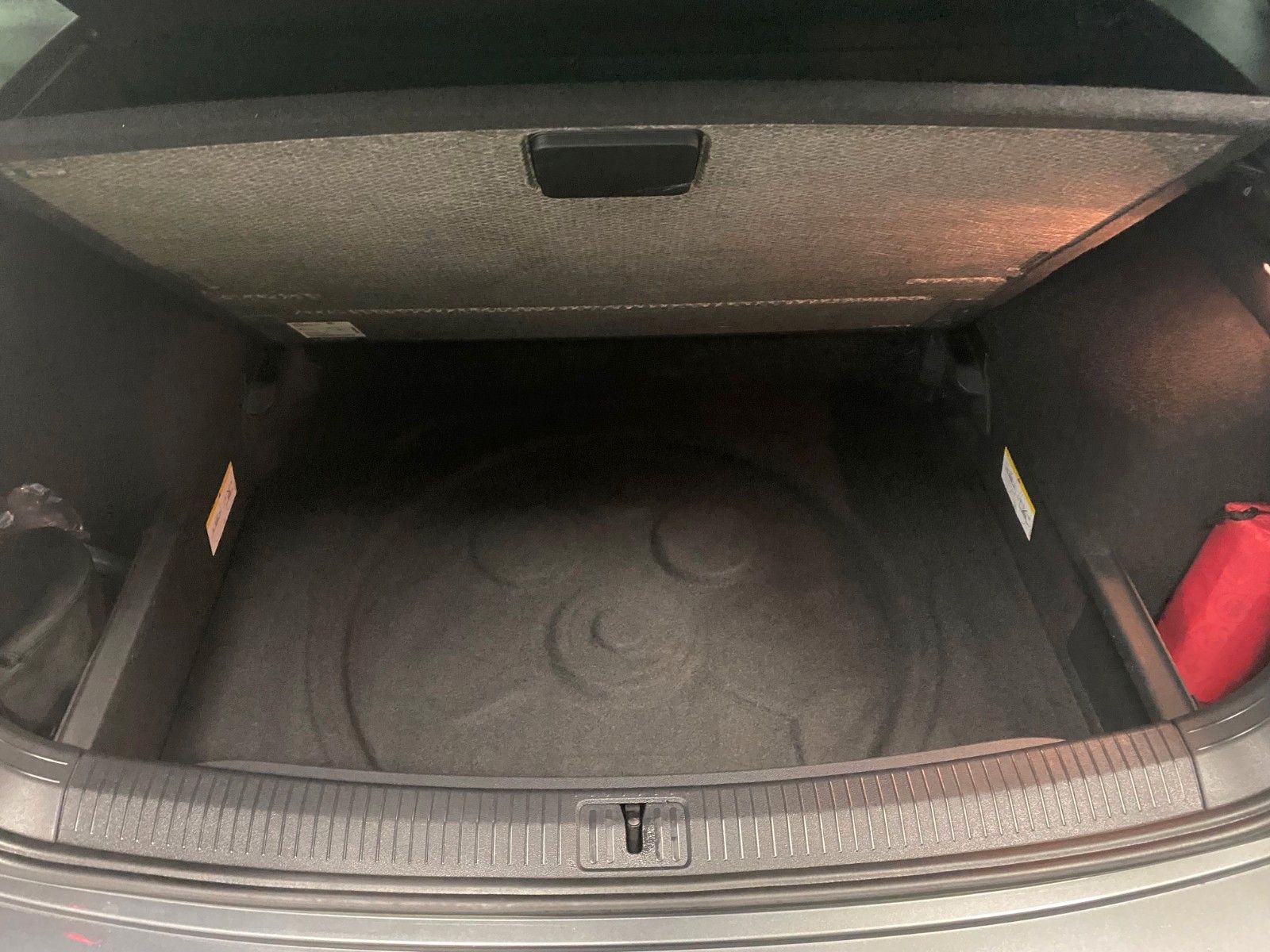 Fahrzeugabbildung Volkswagen Tiguan 2.0 TSI DSG 4MOTION Highline+ACC+DCC+NAVI