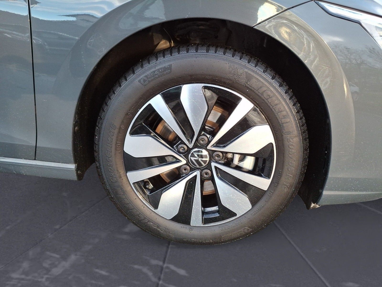 Volkswagen Golf - Bild 12