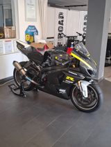 Suzuki GSX-R 1000 - SUZUKI GSX R1000