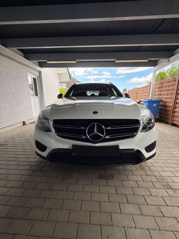Image of Mercedes-Benz GLC 250