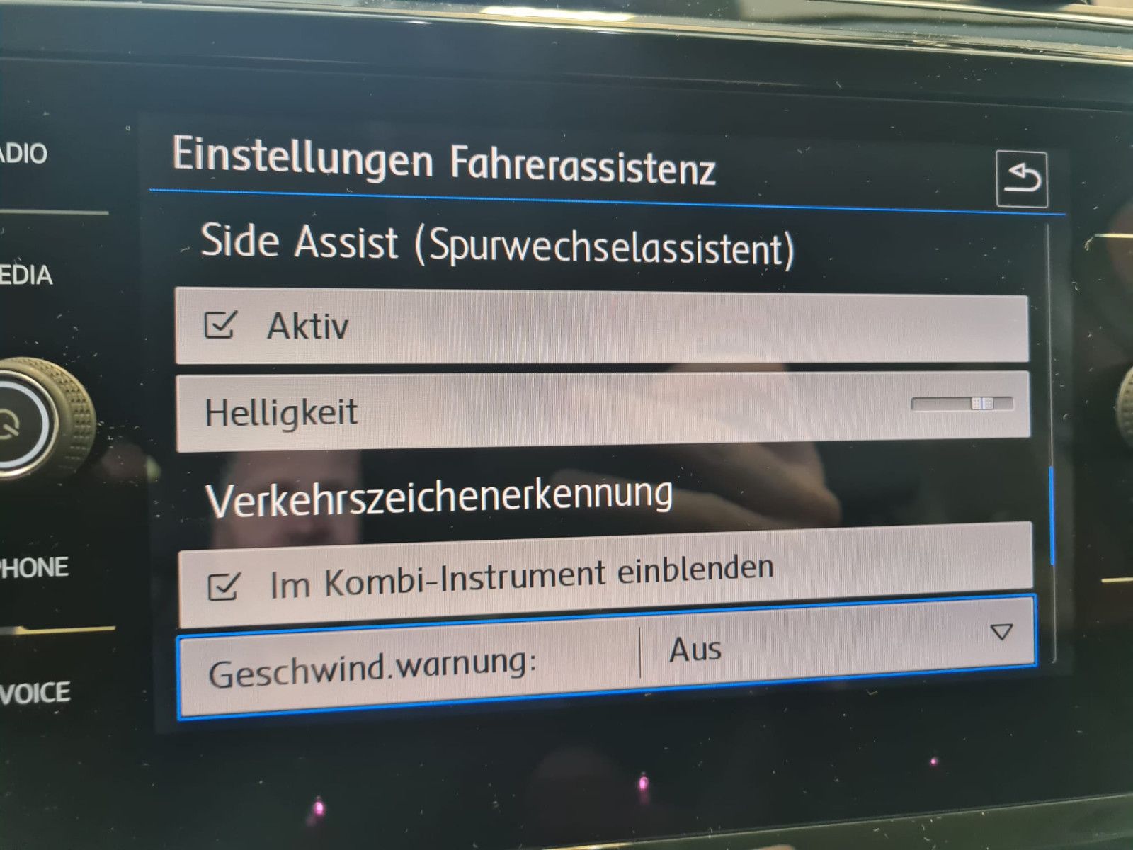 Fahrzeugabbildung Volkswagen Touran Highline BMT/Start-Stopp / LED / NAVI /