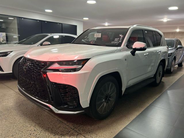 Lexus LX 700H Sport 2025/Full options/NO VAT! T1