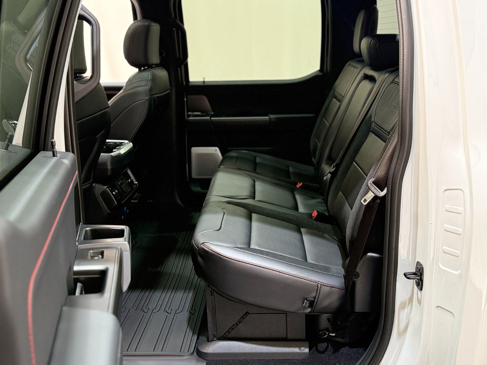 Fahrzeugabbildung Ford F-150 RAPTOR  EcoBoost®  3.5L V6 *MY25*