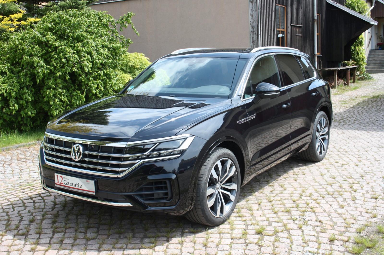 Volkswagen Touareg 3.0 TDI R-Line AHK/PANO/LED