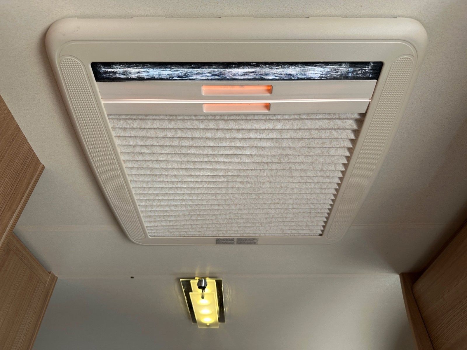 Adria Aviva Light 350L – Bild 17