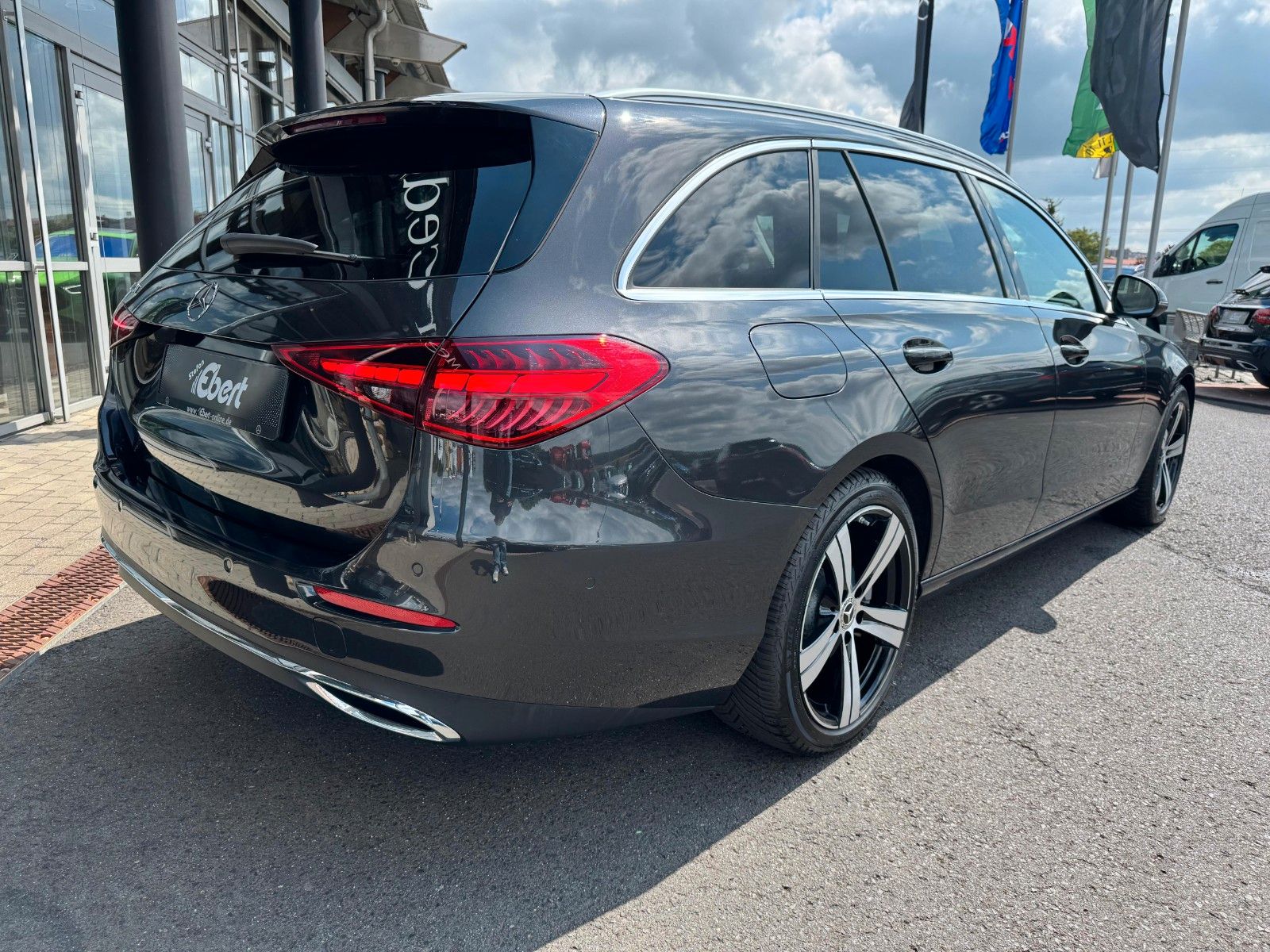 Fahrzeugabbildung Mercedes-Benz C 200d T Avantgarde AHK+RFK+Memory+TotW