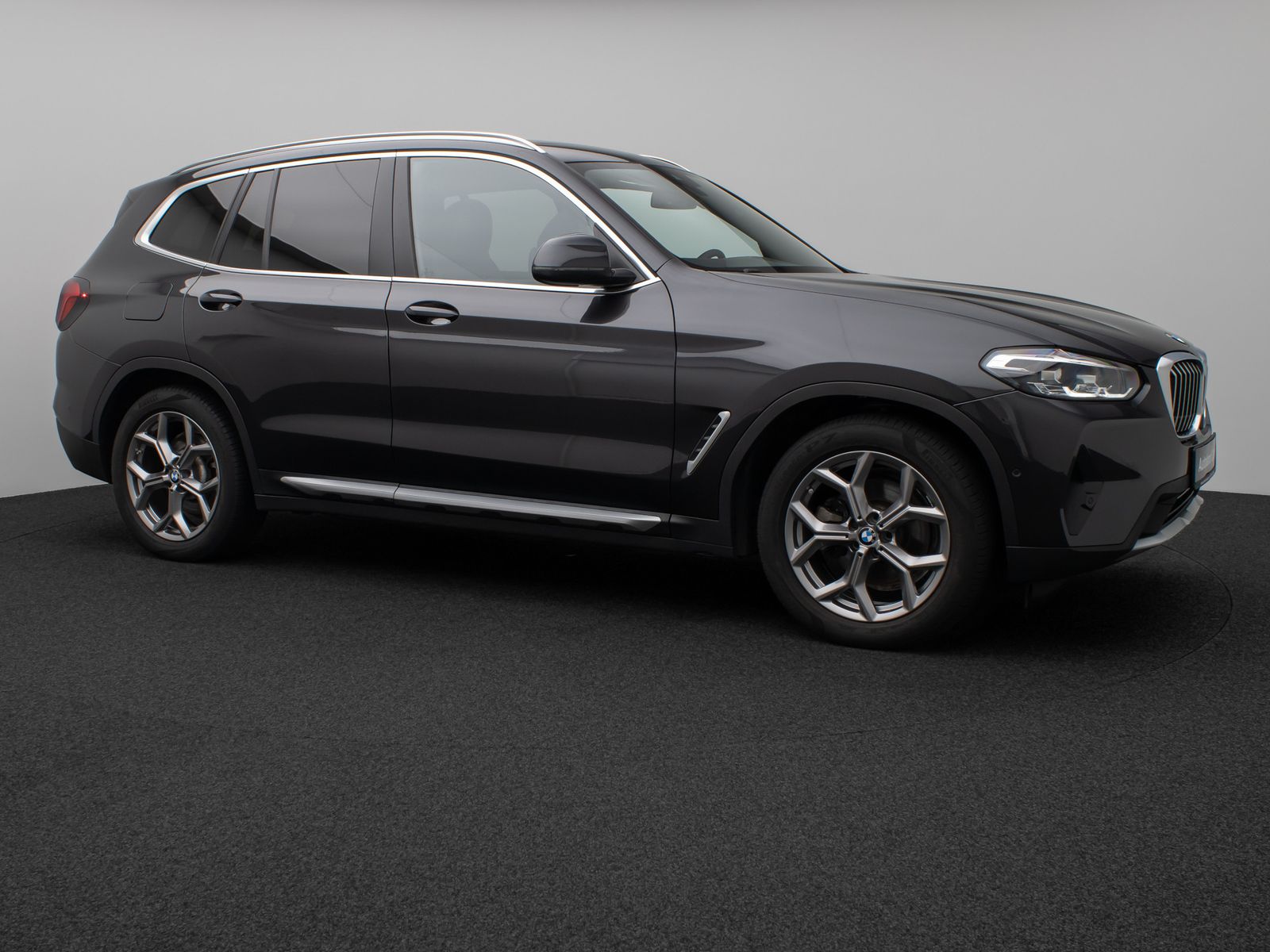Fahrzeugabbildung BMW X3 xD20d Panor Kamera DAB HiFi Komfort Sport 19"