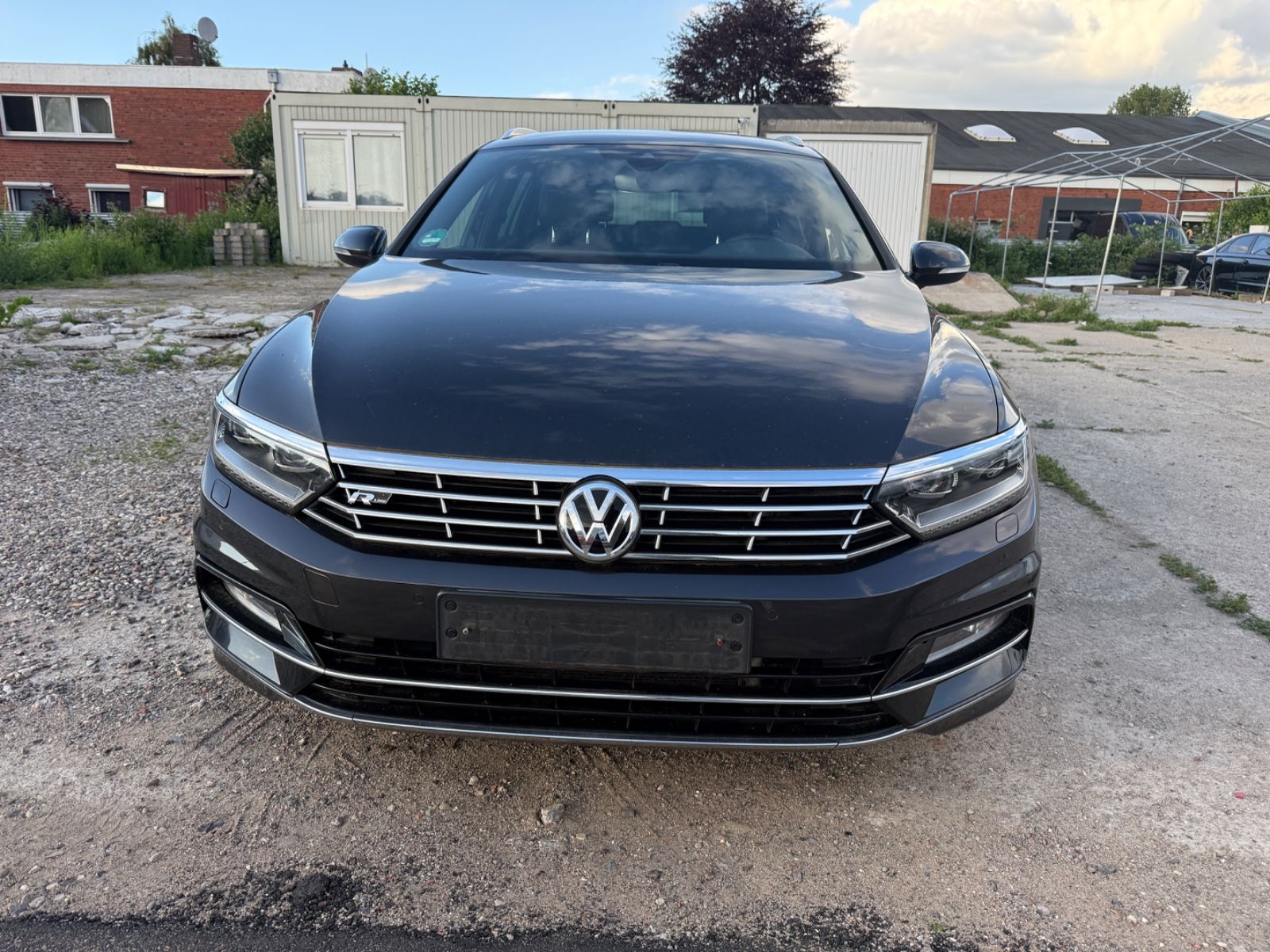 VW Passat 2.0 TDI DSG Highline Varian. TÜV Neu