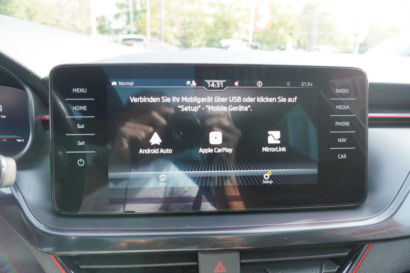 Skoda Scala 1.5 TSI Monte Carlo LED Navi ACC Panorama