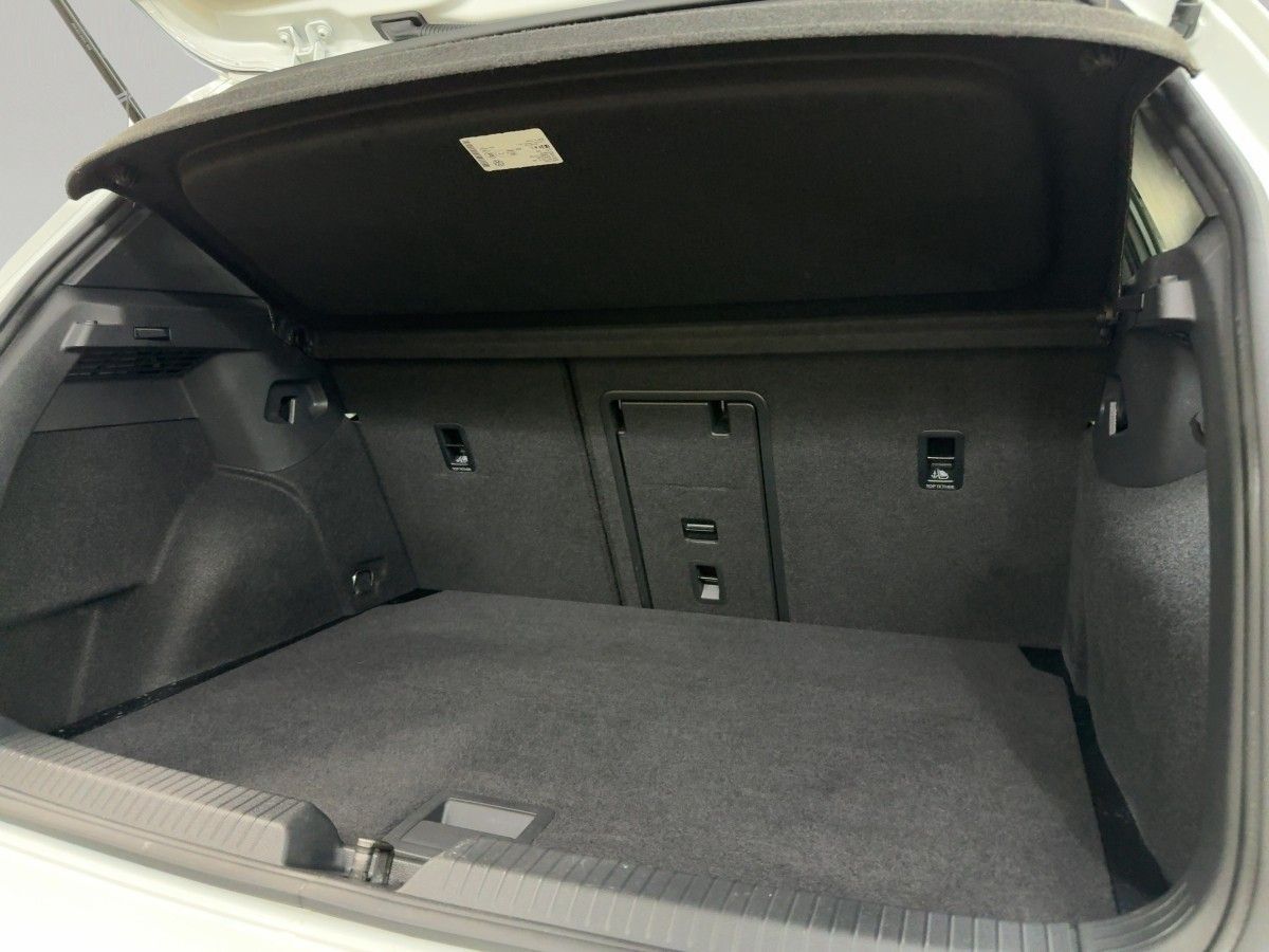 Volkswagen Golf - Bild 6