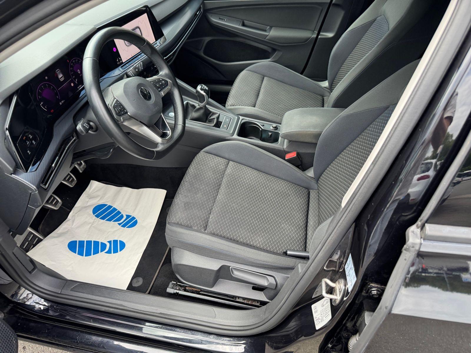 Volkswagen Golf VIII Life "United" 1,0TSI, LED, Navi, App C, миниатюра 6