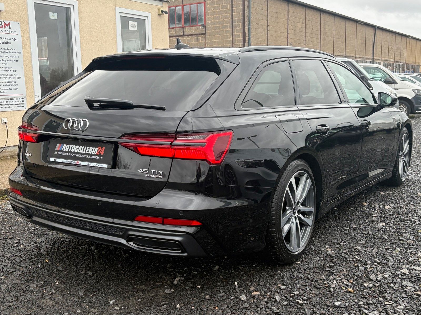 Fahrzeugabbildung Audi A6 Avant 45 TDI quattro S LINE SPORT PLUS LED PA
