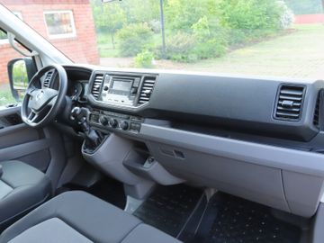 Volkswagen Crafter - 11