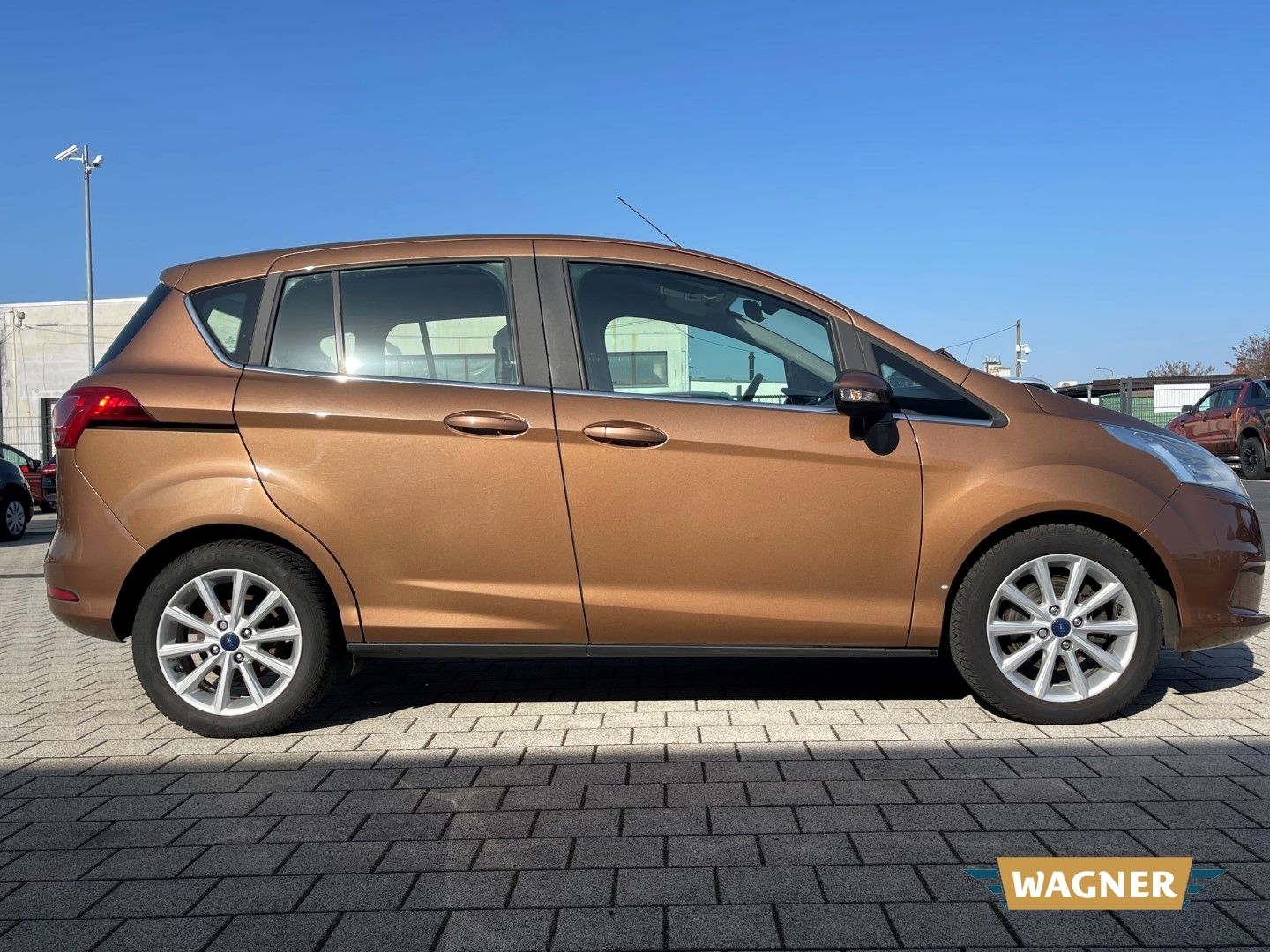 Fahrzeugabbildung Ford B-Max Titanium Klimaanlage Sitzheizung
