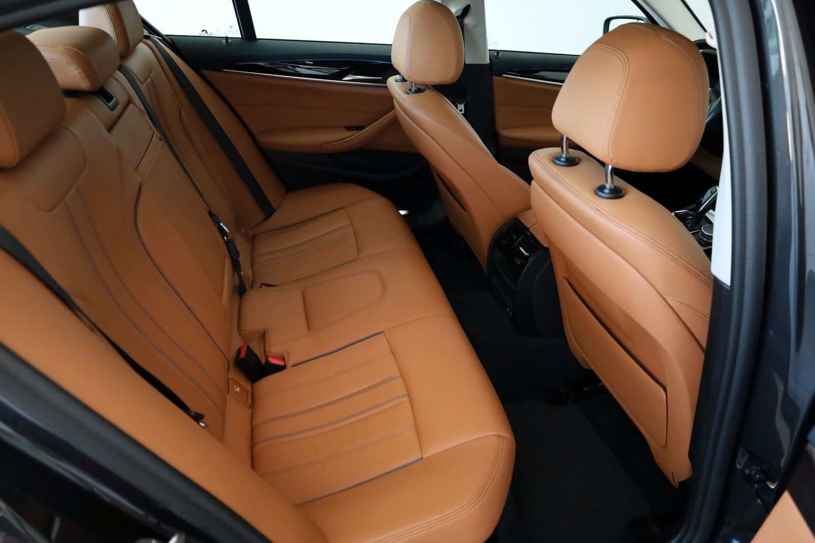Fahrzeugabbildung BMW 530e xDrive Leder,Navi,LED,HUD,SD,Apple CarPlay,